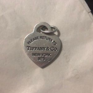 Tiffany & Co. RTT heart charm